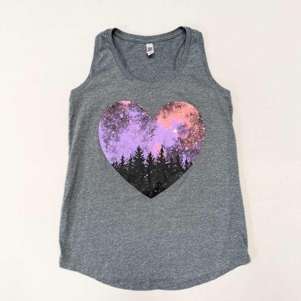Screen printed heart Galaxy tank top, women’s S.
